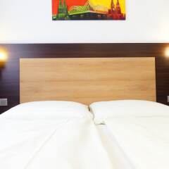 Отель Callas Am Dom Hotel Германия, Кёльн - 11 отзывов об отеле, цены и фото номеров - забронировать отель Callas Am Dom Hotel онлайн сейф в номере