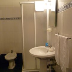 Отель Cicerone Guest House ванная
