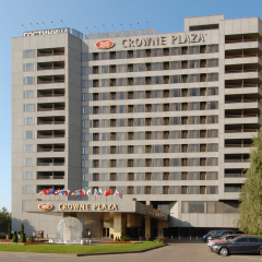Гостиница Crowne Plaza Moscow World Trade Centre вид на фасад