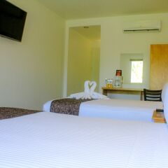 AM Hotel & Plaza комната для гостей фото 5