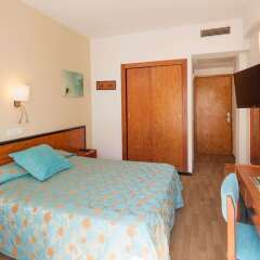 Hotel JS Miramar сейф в номере