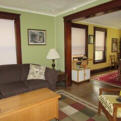Отель Wanderfalls Guesthouse & Hostel США, Ниагара-Фолс - отзывы, цены и фото номеров - забронировать отель Wanderfalls Guesthouse & Hostel онлайн комната для гостей фото 4