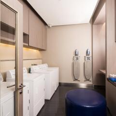 Отель Holiday Inn Express Bangkok Siam ванная фото 2