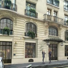 Отель Maison Astor Paris, A Curio By Hilton Collection Париж городской автобус