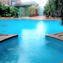 PJ Phuket Town Hotel бассейн фото 3