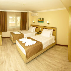 Gold Hotel комната для гостей фото 3