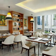 Отель Mayfair, Bangkok - Marriott Executive Apartments Таиланд, Бангкок - 1 отзыв об отеле, цены и фото номеров - забронировать отель Mayfair, Bangkok - Marriott Executive Apartments онлайн питание фото 3