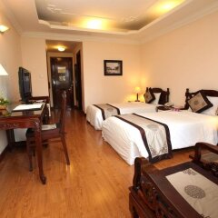 Saigon Hotel сейф в номере