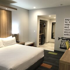 Отель Rodeway Inn комната для гостей
