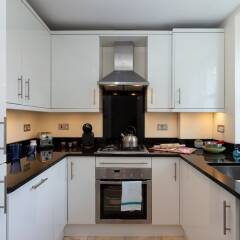 Отель 1 Bedroom Flat In Belsize Park в номере фото 2