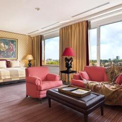 Hilton Amsterdam Hotel 5* Президентский люкс с различными типами кроватей