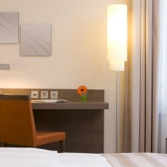 Отель IntercityHotel Mainz Германия, Майнц - 1 отзыв об отеле, цены и фото номеров - забронировать отель IntercityHotel Mainz онлайн удобства в номере