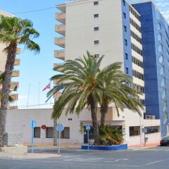 Отель Playas de Torrevieja парковка