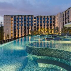 Village Hotel at Sentosa by Far East Hospitality бассейн