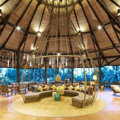 Отель Cape Panwa Hotel Таиланд, Пхукет - 4 отзыва об отеле, цены и фото номеров - забронировать отель Cape Panwa Hotel онлайн интерьер отеля