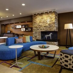 Отель Fairfield Inn & Suites by Marriott Columbus Airport США, Колумбус - отзывы, цены и фото номеров - забронировать отель Fairfield Inn & Suites by Marriott Columbus Airport онлайн комната для гостей фото 5