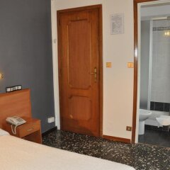 Hotel Vittoriano сейф в номере