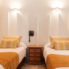 Отель Hostal Estela Испания, Мадрид - отзывы, цены и фото номеров - забронировать отель Hostal Estela онлайн комната для гостей
