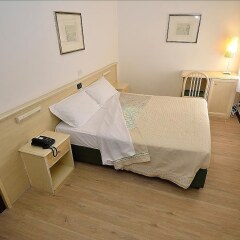 Отель Venice Hotel San Giuliano Италия, Местре - 2 отзыва об отеле, цены и фото номеров - забронировать отель Venice Hotel San Giuliano онлайн комната для гостей фото 5