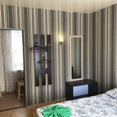 Гостиница Guest House Try Zvezdy в Анапе отзывы, цены и фото номеров - забронировать гостиницу Guest House Try Zvezdy онлайн Анапа удобства в номере фото 2