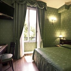 Hotel Gambrinus сейф в номере