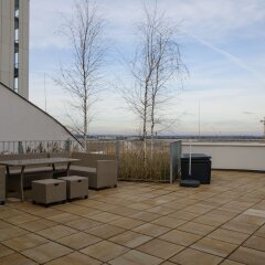 Апартаменты FeelGood Apartments Seestadt Green Living Вена бассейн