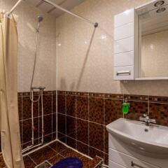 Апартаменты Ladomir Apartment Khromova Москва ванная