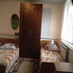 Гостиница Guest house on Trudyaschihsya 233 в Анапе отзывы, цены и фото номеров - забронировать гостиницу Guest house on Trudyaschihsya 233 онлайн Анапа комната для гостей фото 2