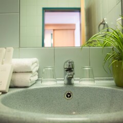 Отель City Hotel Matyas Венгрия, Будапешт - - забронировать отель City Hotel Matyas, цены и фото номеров ванная