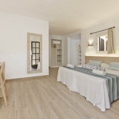 Отель AzuLine Club Cala Martina Ibiza - All Inclusive комната для гостей