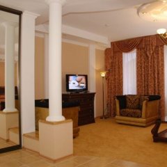 Гостиница Гранд Отель в Кисловодске 3 отзыва об отеле, цены и фото номеров - забронировать гостиницу Гранд Отель онлайн Кисловодск комната для гостей фото 5