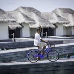 Отель Outrigger Konotta Maldives Resort спортивное сооружение