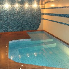 Veles Hotel бассейн