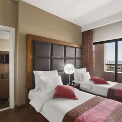 Days Hotel Aqaba комната для гостей фото 4