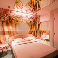 Отель Love Hôtel - Adults Only Франция, Париж - отзывы, цены и фото номеров - забронировать отель Love Hôtel - Adults Only онлайн детские мероприятия фото 2