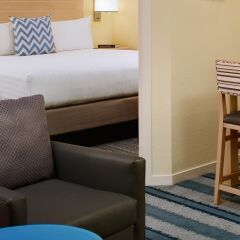 Отель Sonesta ES Suites Somerset комната для гостей