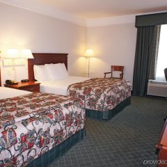 La Quinta Inn & Suites by Wyndham Manteca - Ripon in Ripon, United States of America from 136$, photos, reviews - zenhotels.com guestroom