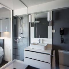 Hotel El Puerto by Pierre & Vacances ванная