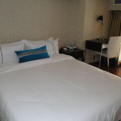 Отель Guangzhou Grand View Golden Palace Apartment Китай, Гуанчжоу - отзывы, цены и фото номеров - забронировать отель Guangzhou Grand View Golden Palace Apartment онлайн комната для гостей