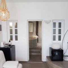 Отель Amoudi Villas Греция, Остров Санторини - отзывы, цены и фото номеров - забронировать отель Amoudi Villas онлайн комната для гостей