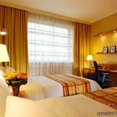 Отель Courtyard by Marriott Prague Airport фото 5