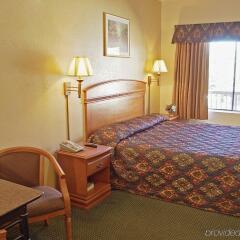 Отель Americas Best Value Inn And Suites США, Лос-Анджелес - отзывы, цены и фото номеров - забронировать отель Americas Best Value Inn And Suites онлайн комната для гостей