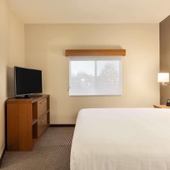 Hyatt Place Phoenix/Chandler-Fashion Center in Chandler, United States of America from 158$, photos, reviews - zenhotels.com guestroom photo 3