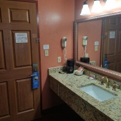 Отель Baymont Inn & Suites - Sullivan ванная