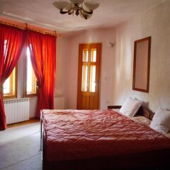 Отель Family Hotel Silver Болгария, Смолян - отзывы, цены и фото номеров - забронировать отель Family Hotel Silver онлайн комната для гостей фото 5