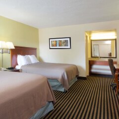 Отель Howard Johnson by Wyndham Washington DC удобства в номере