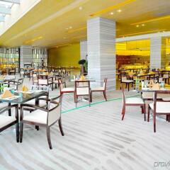 Отель Crowne Plaza Guangzhou Huadu питание фото 3