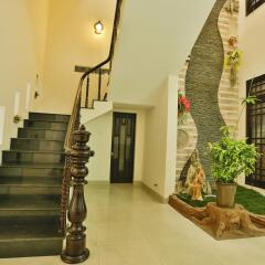 Отель Quynh Nhan Homestay интерьер отеля