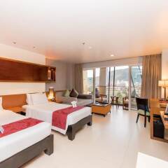 Ashlee Hub Hotel Patong комната для гостей фото 5