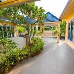 Отель Platinum Residence 10